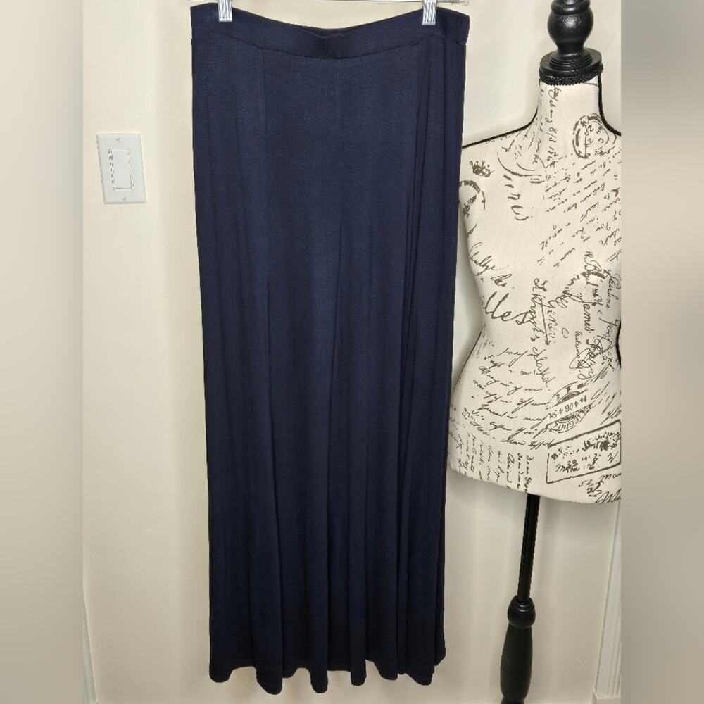 Joan Vass Elegant Navy Blue Maxi Skirt Flowy Flare Size Small